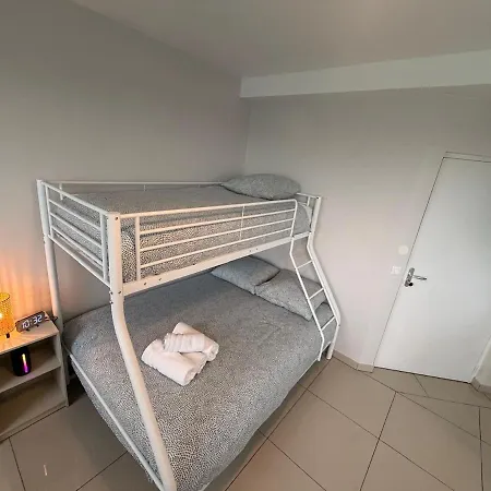 Διαμέρισμα Zen With Netflix, Parking, And Easy Access To Paris Montfermeil