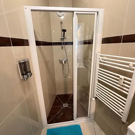 Zen With Netflix, Parking, And Easy Access To Paris Διαμέρισμα Montfermeil